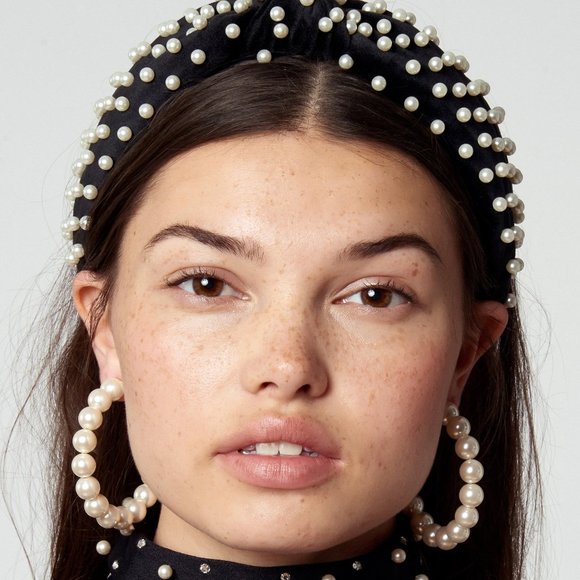 Lele Sadoughi Jungle Peach Stardust Pearl Hoops - Picture 2 of 8